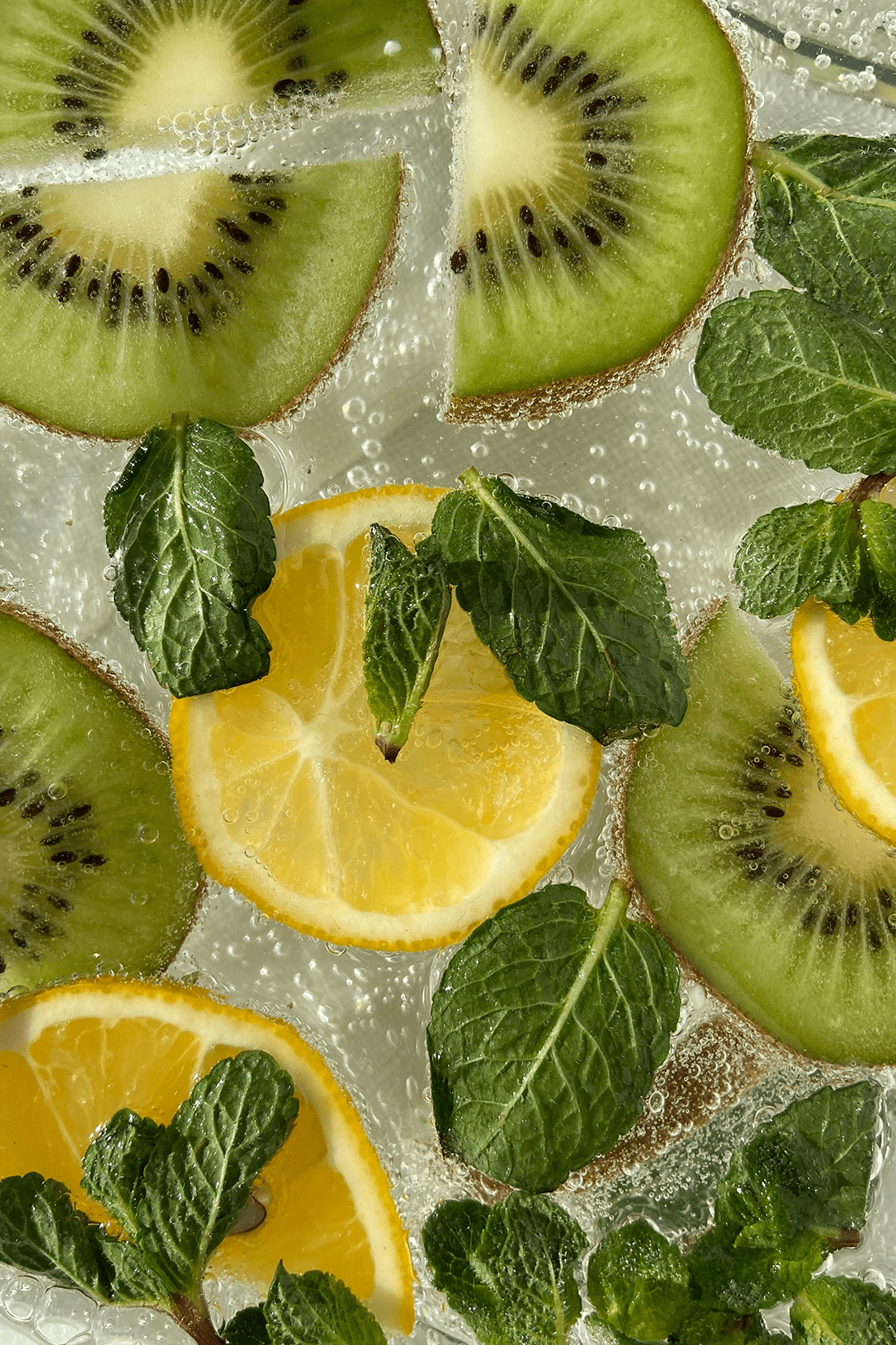 Nonalcoholic Spirits - Zero Proof - Mocktail - Garnish - Transforming Drinks - Tips